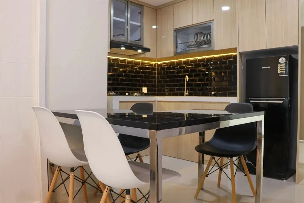 Джакарта: Elegant And Comfy 3Br Daan Mogot City Apartment