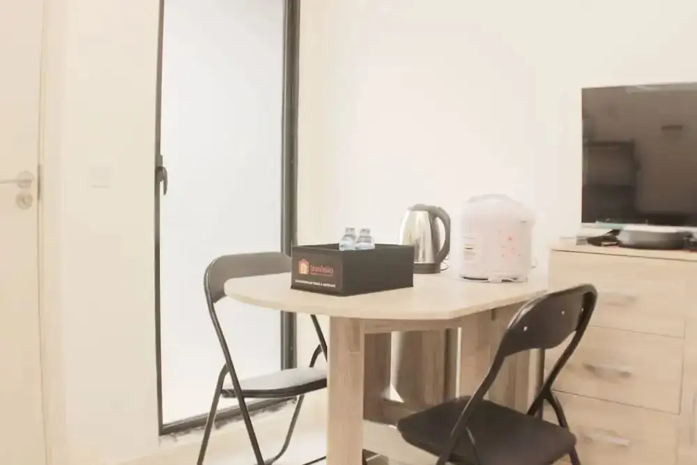 Сибату: Warm And Cozy Studio At Meikarta Apartment