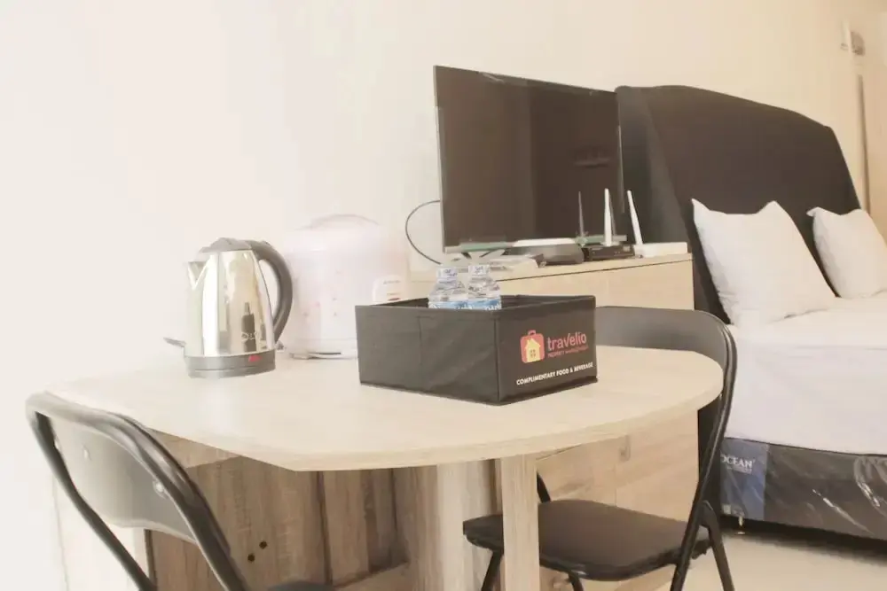 Сибату: Warm And Cozy Studio At Meikarta Apartment