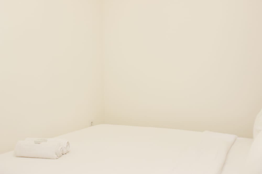 Сибату: Comfort And Nice 2Br Apartment At Meikarta