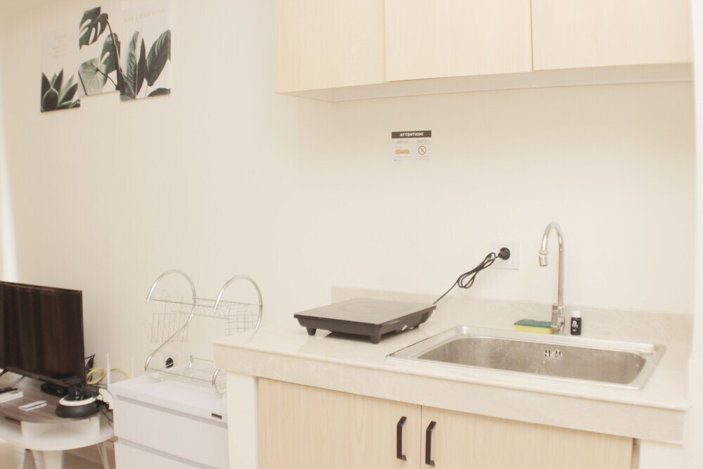 Сибату: Comfort And Nice 2Br Apartment At Meikarta