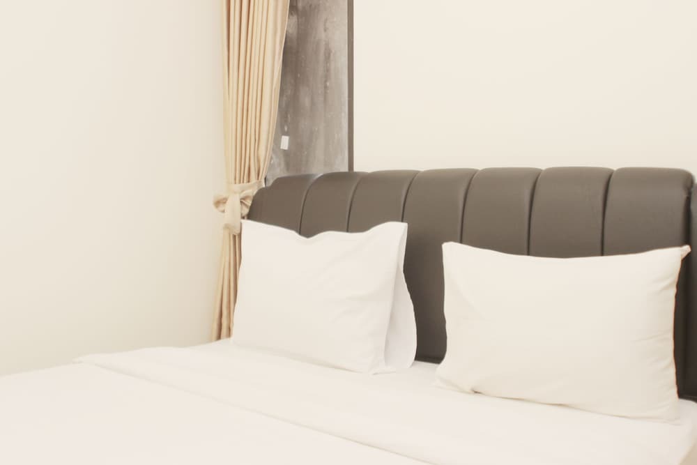 Сибату: Comfort And Nice 2Br Apartment At Meikarta
