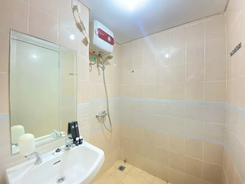 Бандунг: Minimalist And Spacious 1Br Apartment At Parahyangan Residence