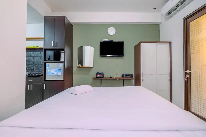 Депок: Fancy And Nice Studio At Transpark Cibubur Apartment
