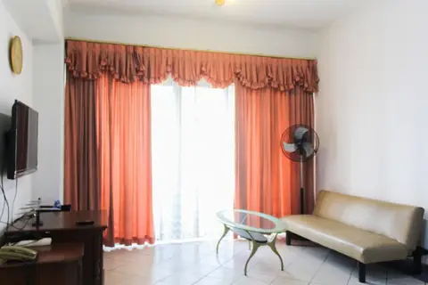 Spacious 3Br Apartment At Kondominium Golf Karawaci — фото 1