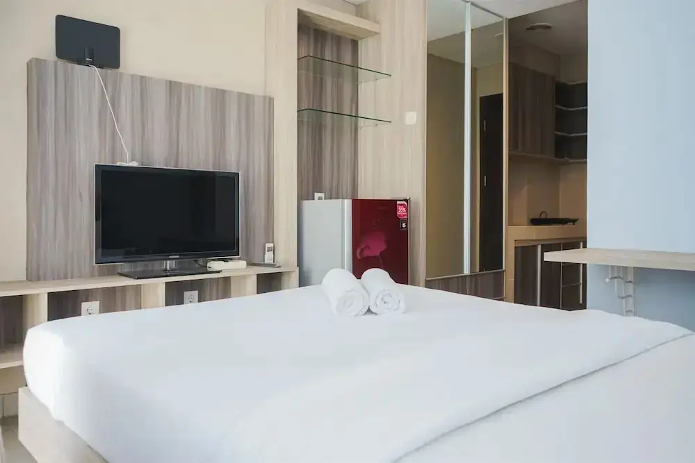 Legok: Fancy And Nice Studio At Saveria Bsd City Apartment