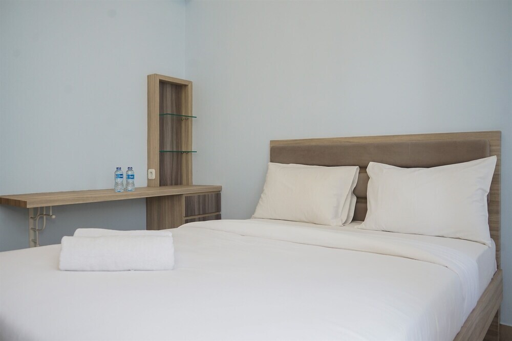 Legok: Fancy And Nice Studio At Saveria Bsd City Apartment