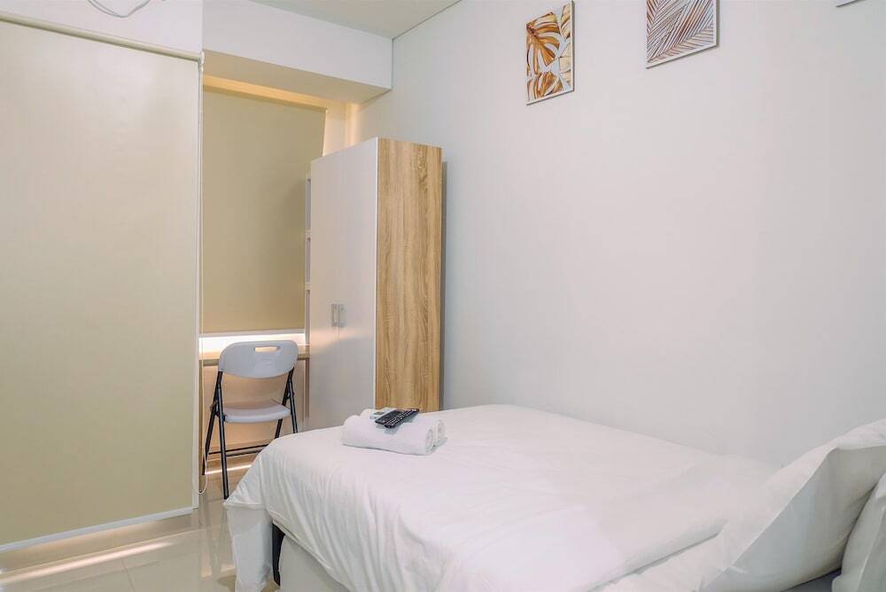 Депок: Simply And Homey Studio Transpark Cibubur Apartment