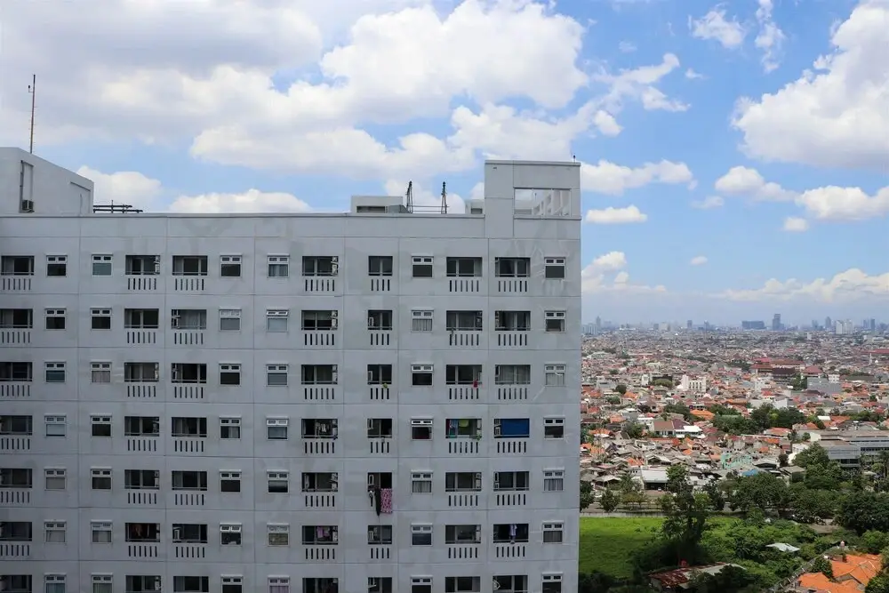 Nice And Colorfull 2Br At Green Pramuka City Apartment — фото 1