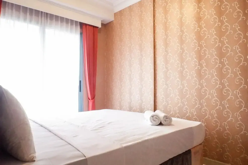 Сурабая: Spacious And Serene 1Br Apartment At Taman Beverly