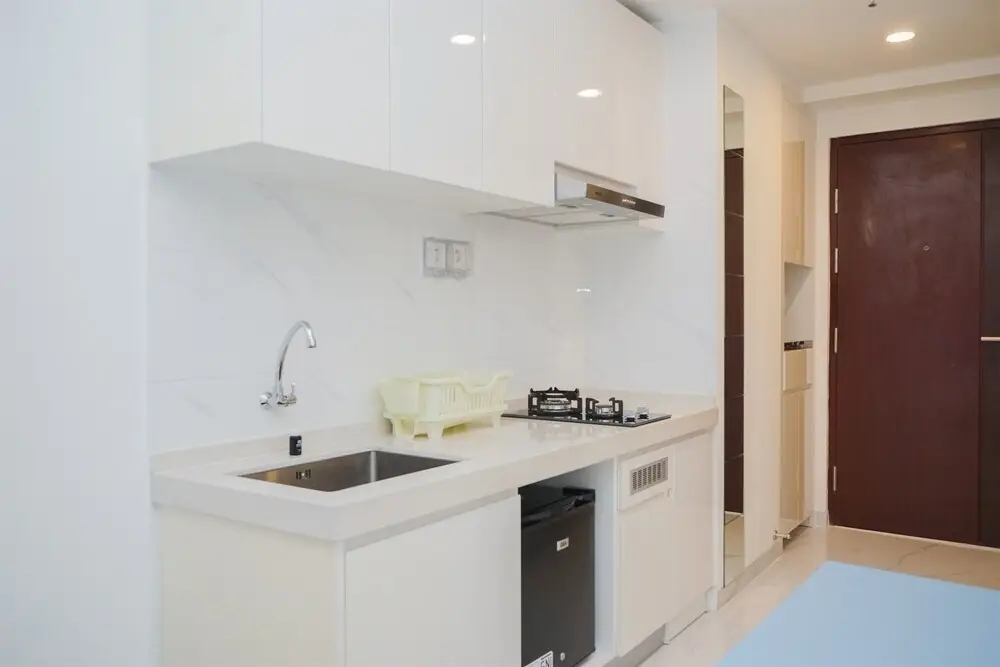 Legok: Warm And Homey Studio Room At Sky House Bsd Apartment