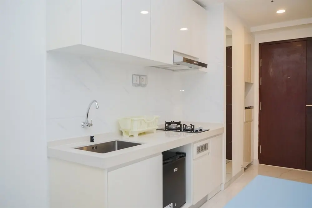 Legok: Warm And Homey Studio Room At Sky House Bsd Apartment