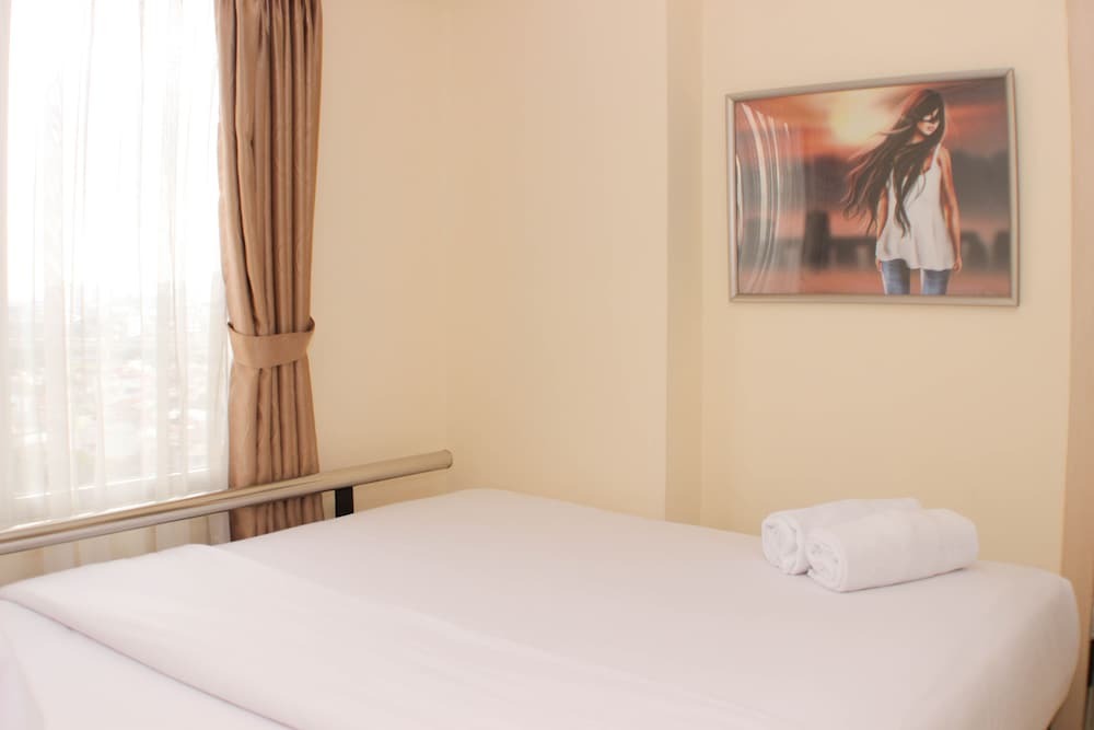 Джакарта: Nice And Comfy 2Br At Bassura City Apartment