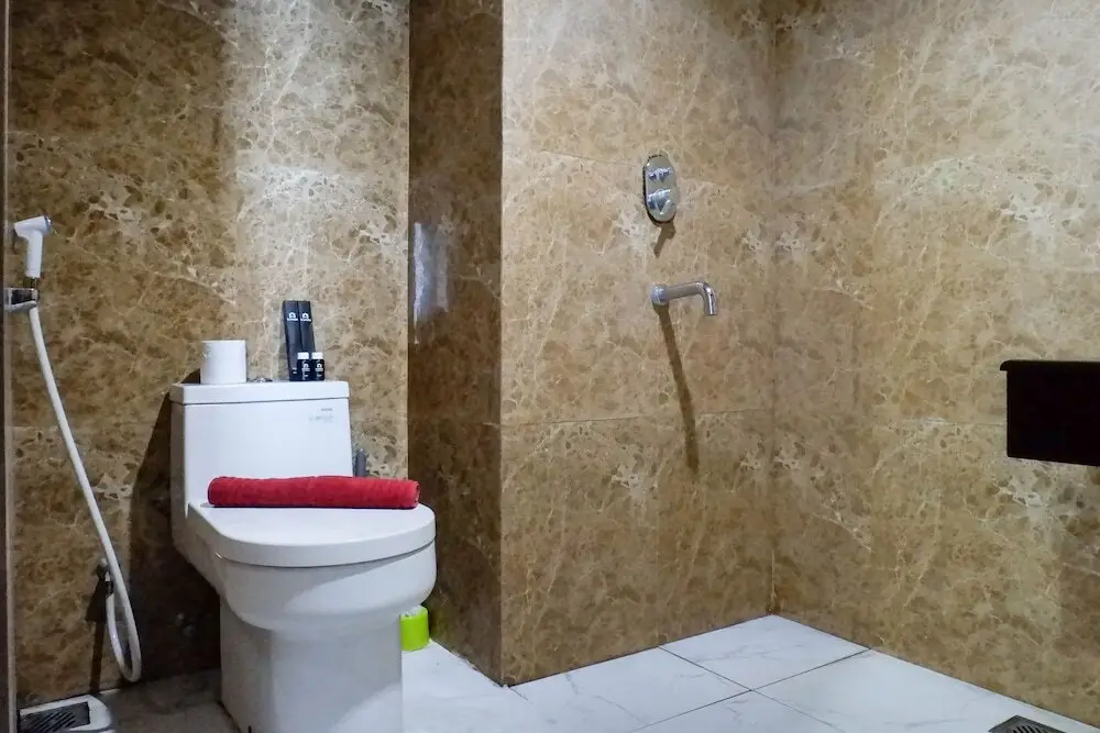 Сурабая: Serene Exclusive Modern Studio Apartment At Grand Sungkono Lagoon