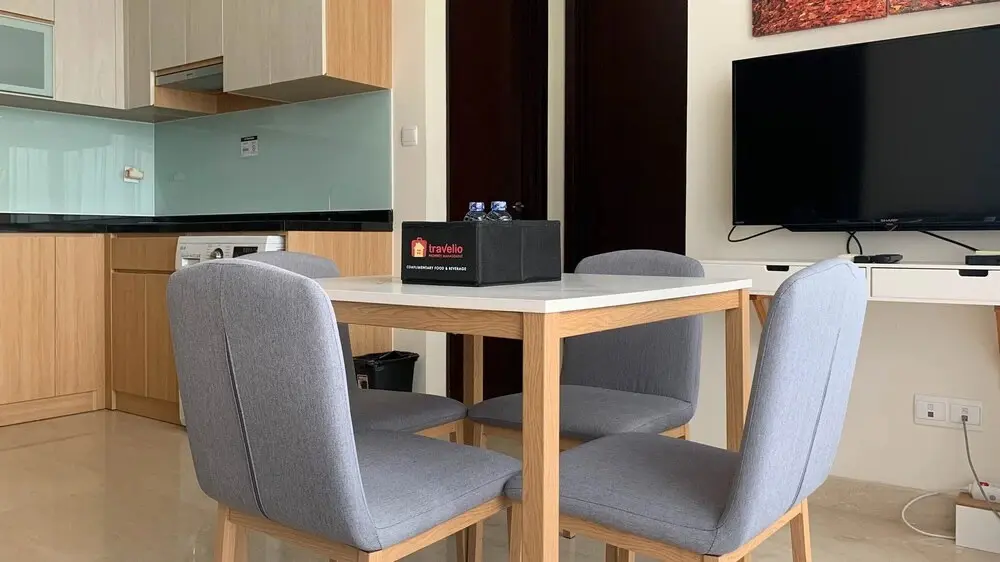 Джакарта: Elegant 2Br With Private Lift At Menteng Park Apartment