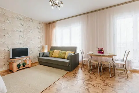 Квартира Две Подушки 2+2 на 2-й Заречной, 11 — фото 1