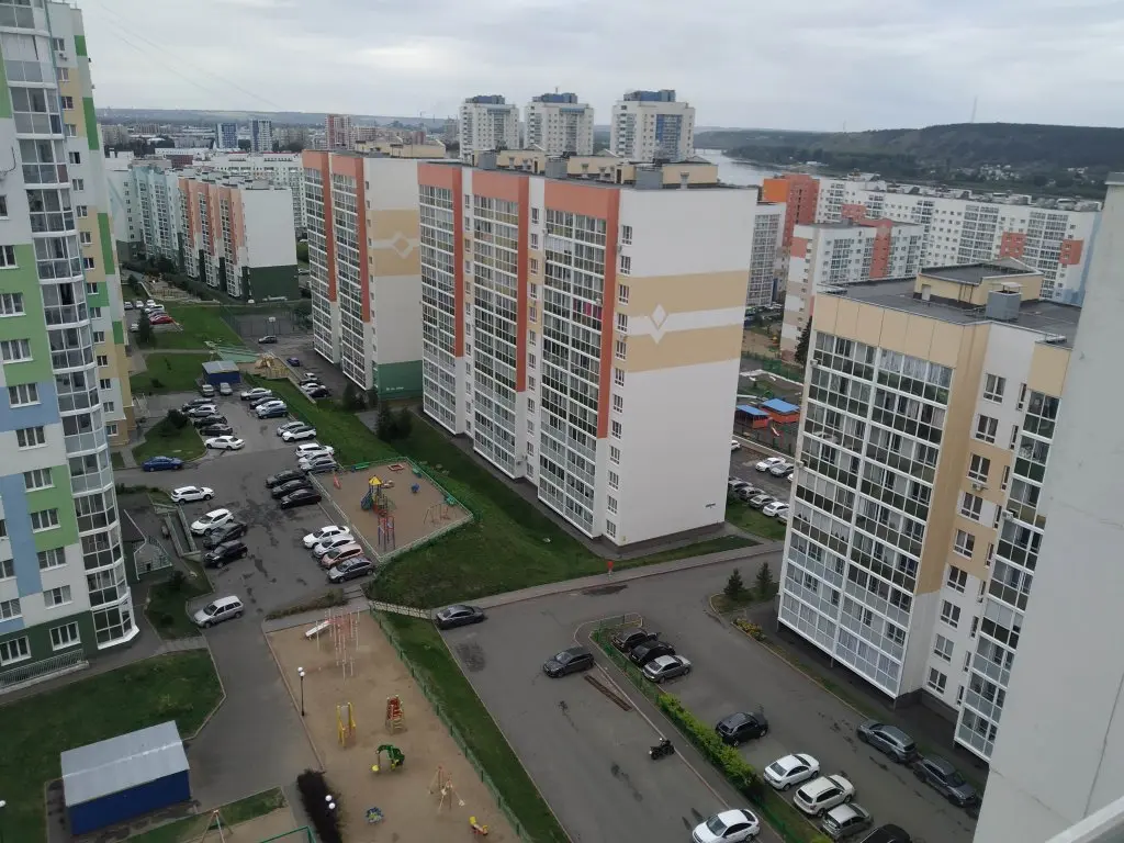 Кемерово: Квартира Две Подушки 2+2 на 2-й Заречной, 11