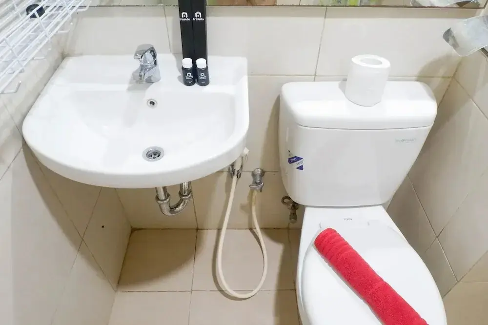 Сурабая: Comfy And Modern Wonderful 2Br Apartment At Tanglin Supermall Mansion