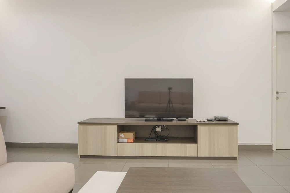 Джакарта: Spacious 3Br At Simprug Park Residences Apartment