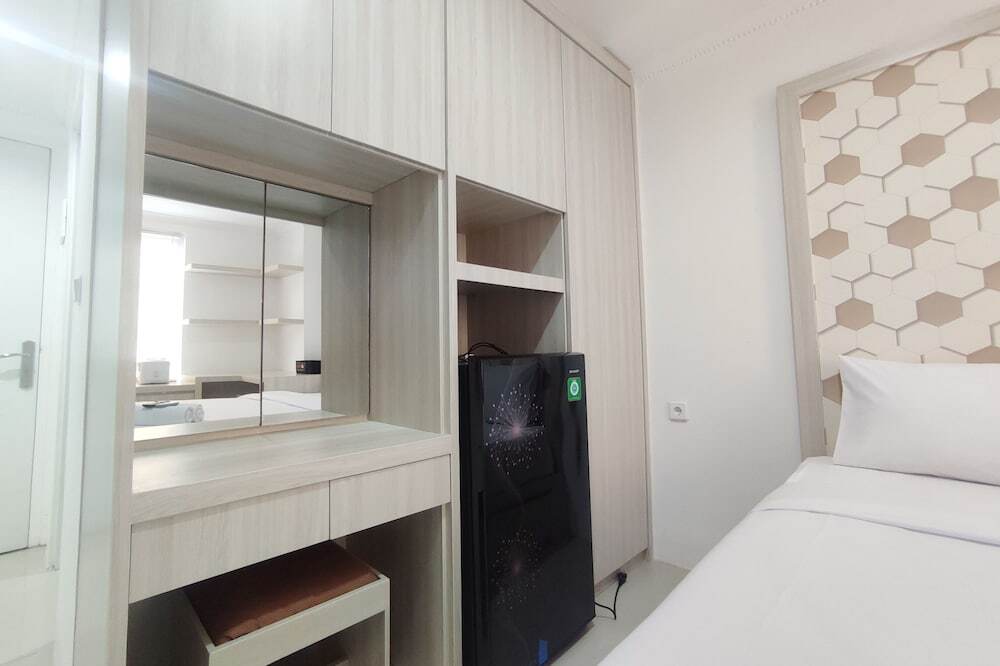 Семаранг: Nice Cozy Studio At Paltrow City Apartment