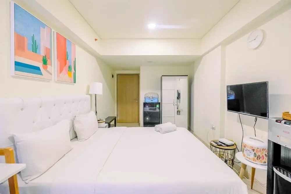 Сибату: Simply And Homey Studio Meikarta Apartment