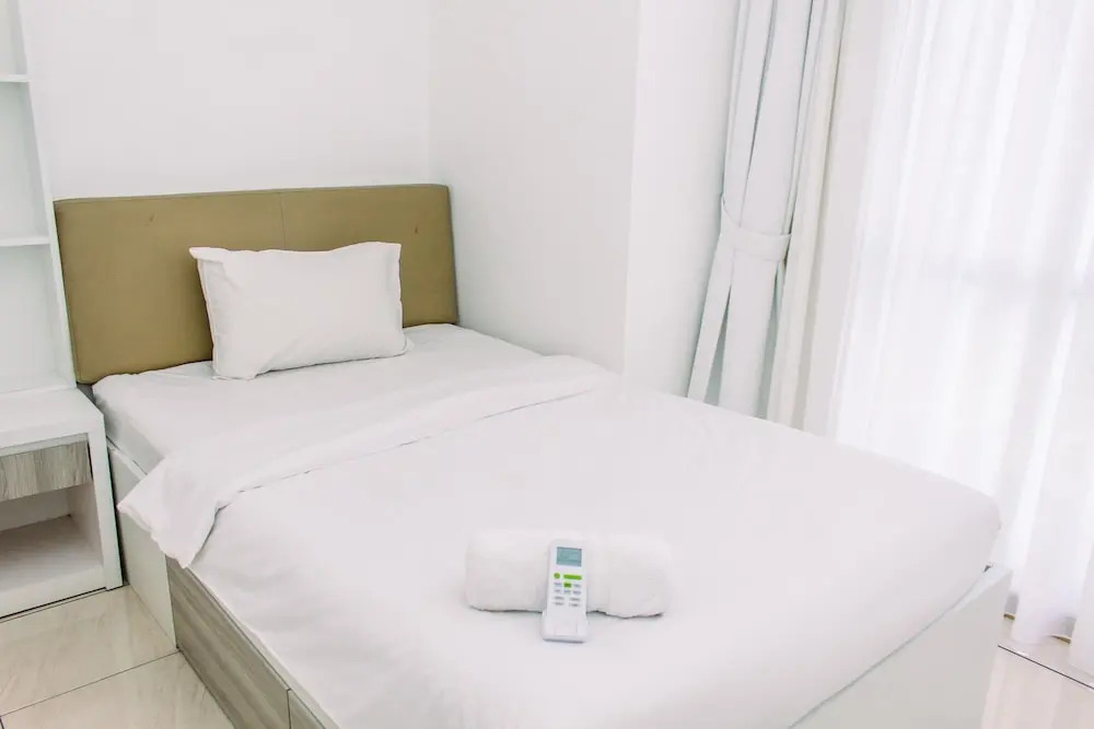 Legok: Warm And Minimalist 3Br Apartment At M-Town Residence