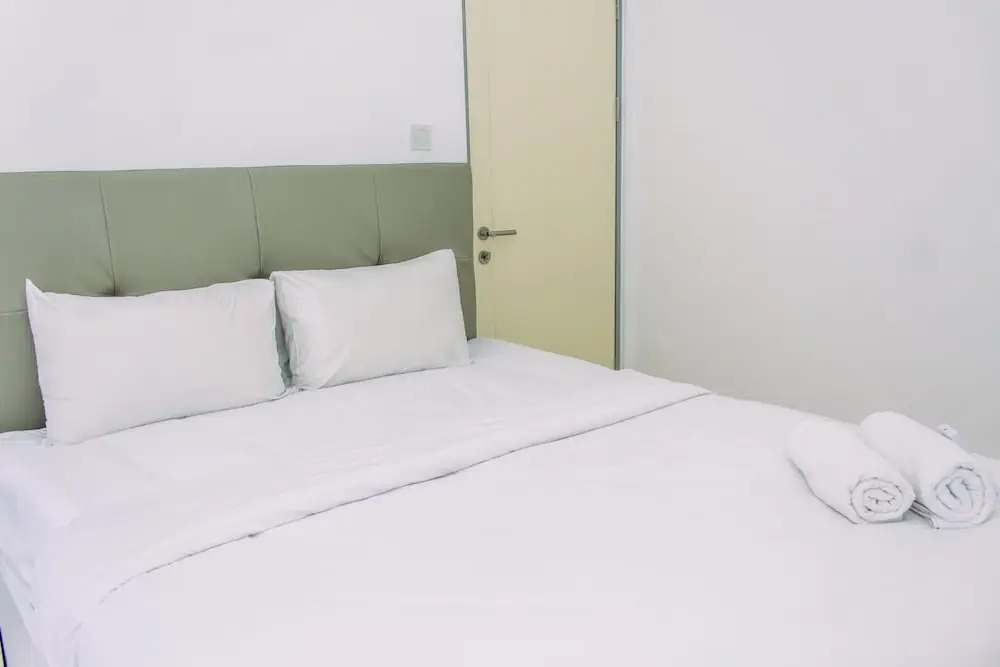 Legok: Warm And Minimalist 3Br Apartment At M-Town Residence