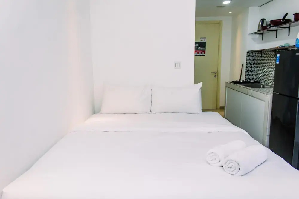 Legok: Cozy And Fancy Studio Apartment At M-Town Residence