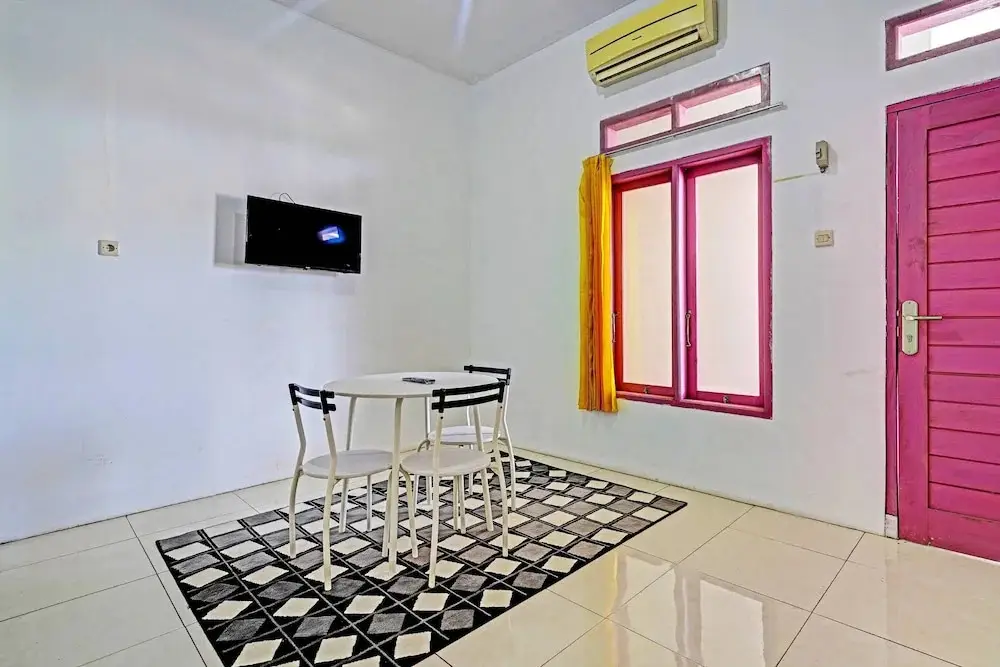 Гарут: OYO 91329 Guest House Le-banon Syariah