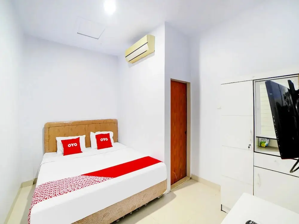 Медан: OYO 91283 Sg Premium Guest House
