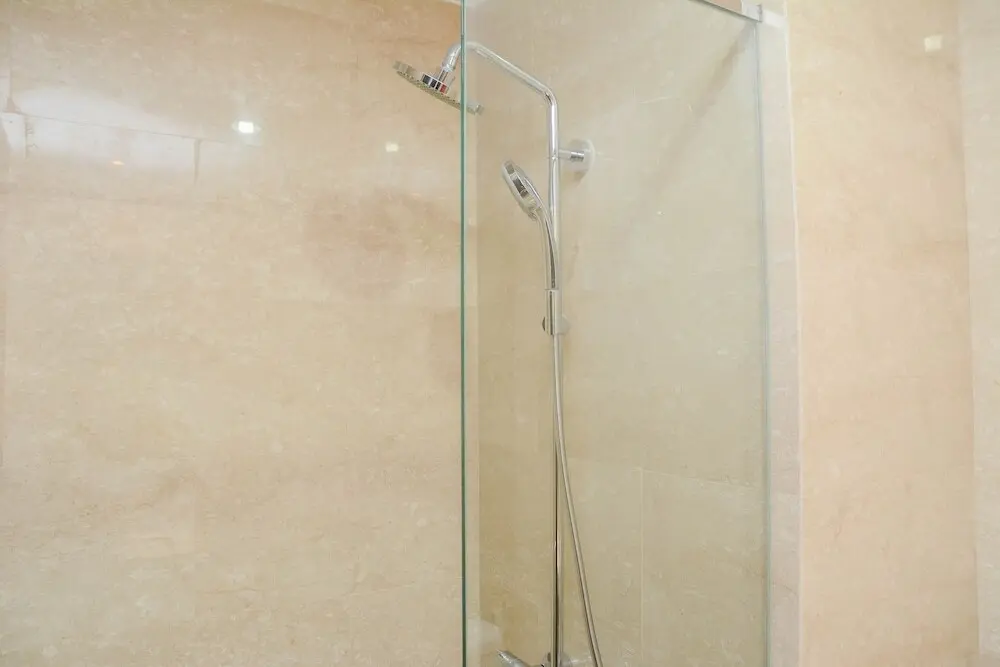 Джакарта: Minimalist and Comfy Studio at Menteng Park Apartment