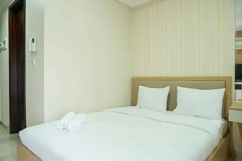 Tranquil and Well Appointed Studio Apartment at Menteng Park — фото 1