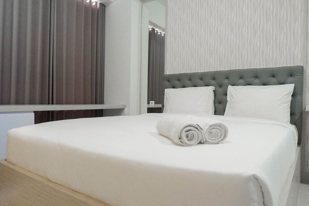 Сурабая: Minimalist Studio Apartment at Taman Melati