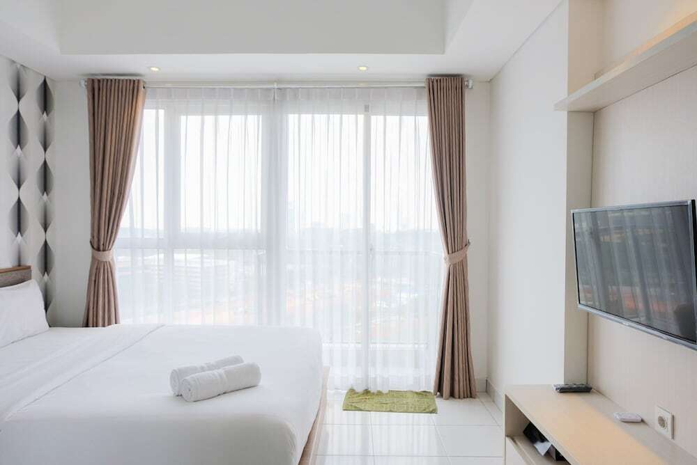 Legok: Homey and Comfy Studio Casa De Parco Apartment