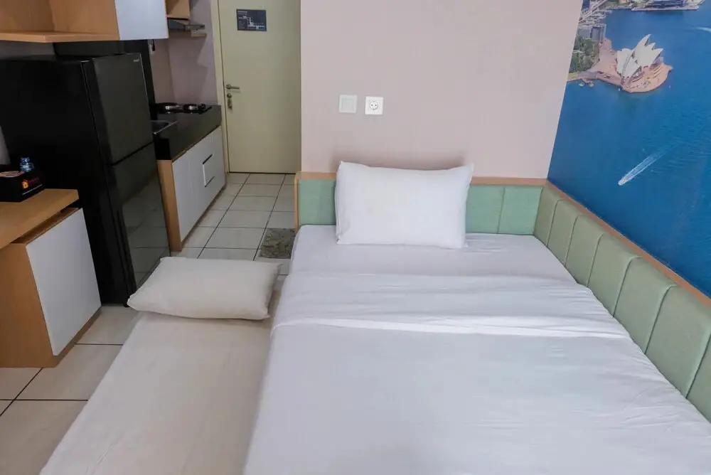 Legok: Warm and Cozy Stay Studio Room @ M-Town Apartment