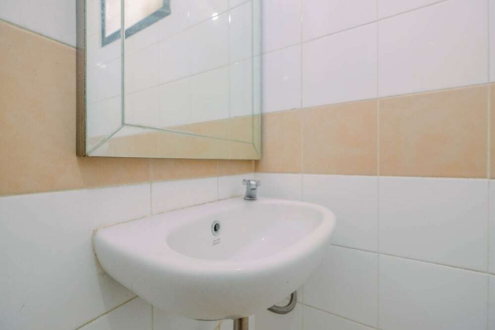 Чикаранг: Elegant Studio Apartment @ Metropark Condominium Jababeka
