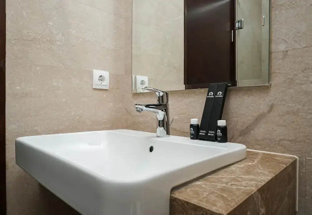 Джакарта: Best Location Studio Room @ Menteng Park Apartment