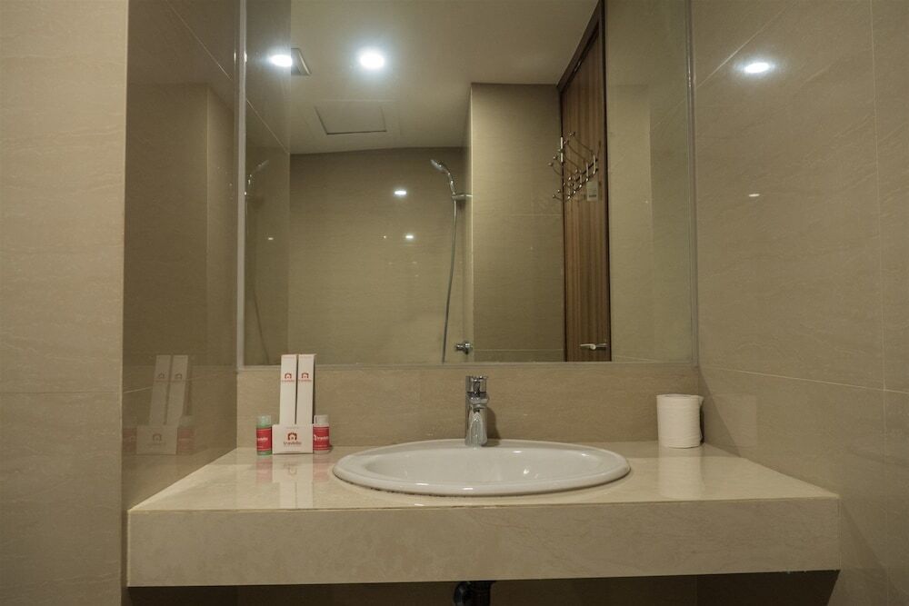 Бандунг: Spacious Studio Room near Cihampelas Walk at Galeri Ciumbuleuit 3 Apartment