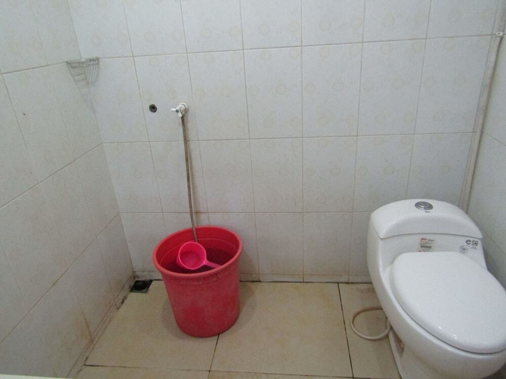 Джепара: Hotel Kencana Jaya