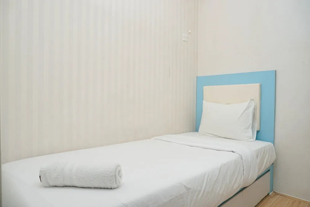 Джакарта: Gorgeous 2BR Green Pramuka Apartment