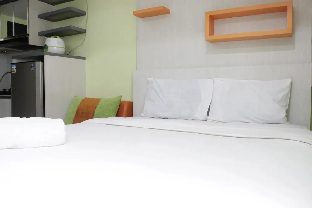 Бандунг: Stylish & Well Appointed Studio at Jarrdin Cihampelas Apartment