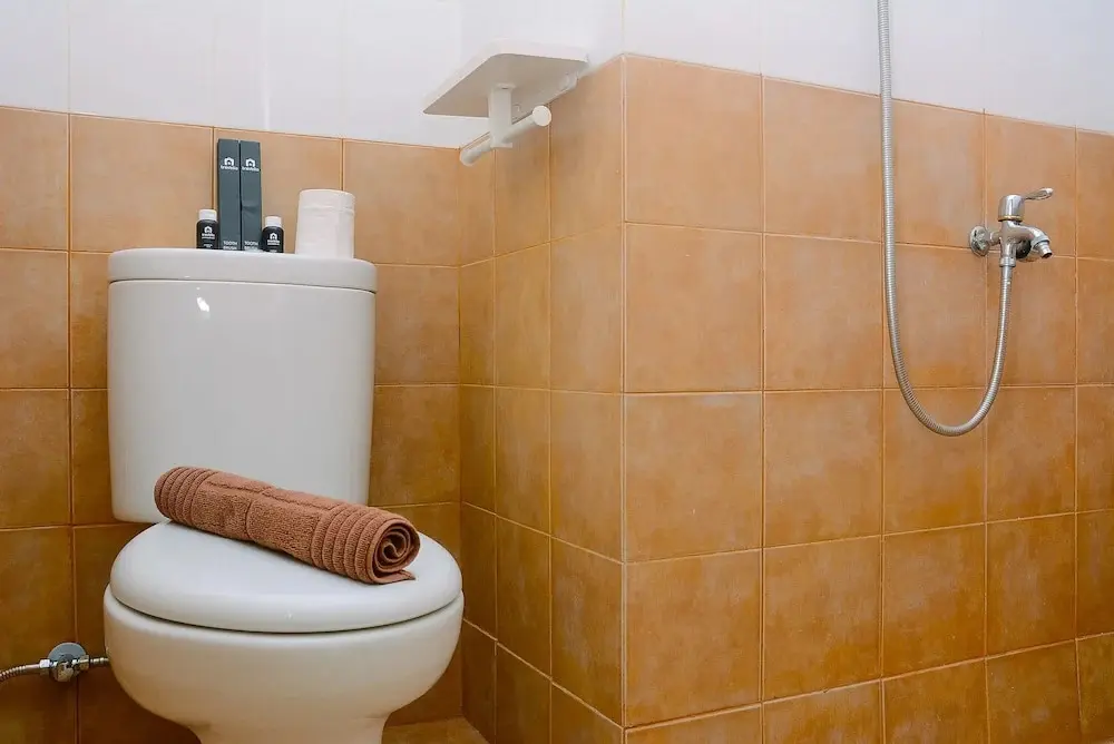 Джакарта: Comfort Studio at Green Pramuka Apartment near Shopping Center