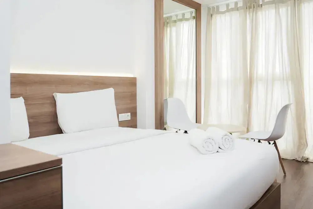 Legok: Stylish and Comfy Studio at Casa De Parco Apartment