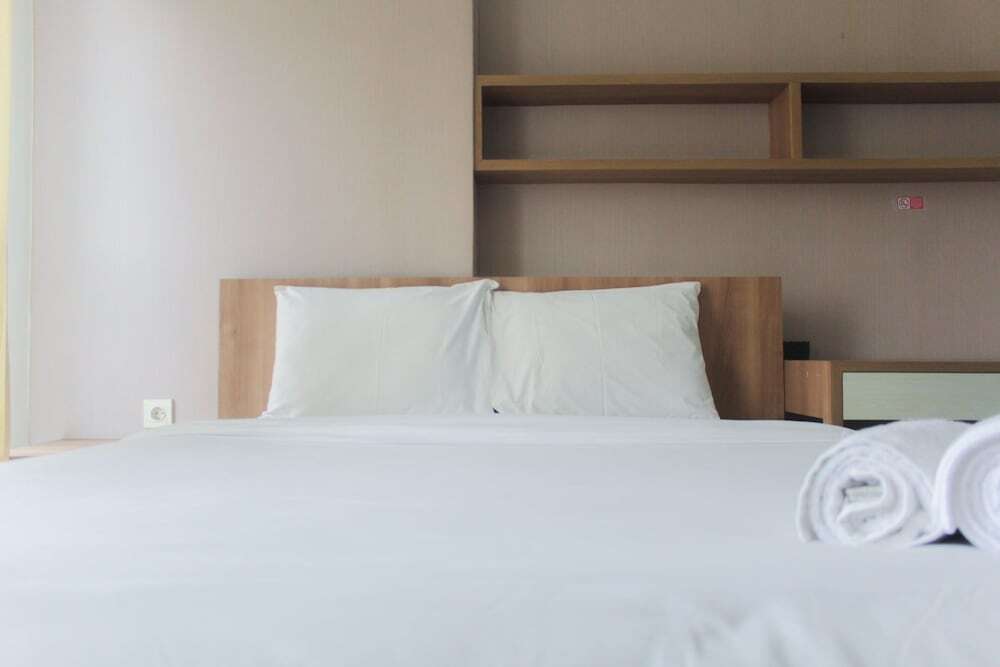 Legok: Elegant Studio at Casa De Parco Apartment
