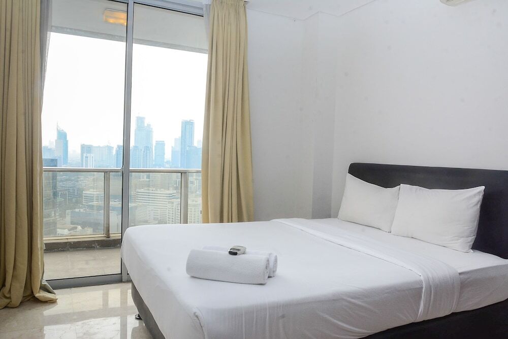 Джакарта: Great Choice 1BR at The Empyreal Apartment