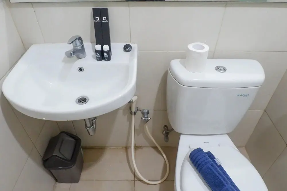 Сурабая: Studio Room Apartment Connected to Mall at Tanglin Supermall Mansion
