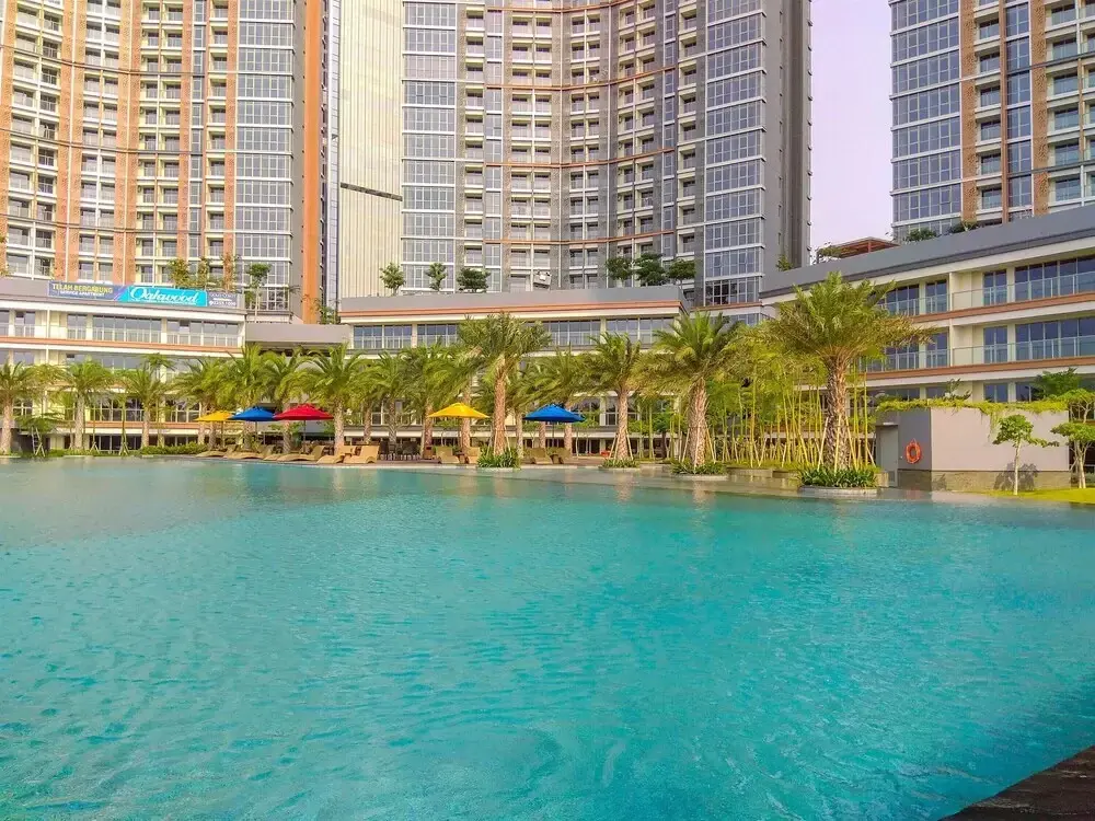 Джакарта: Luxury Studio at Gold Coast Apartment