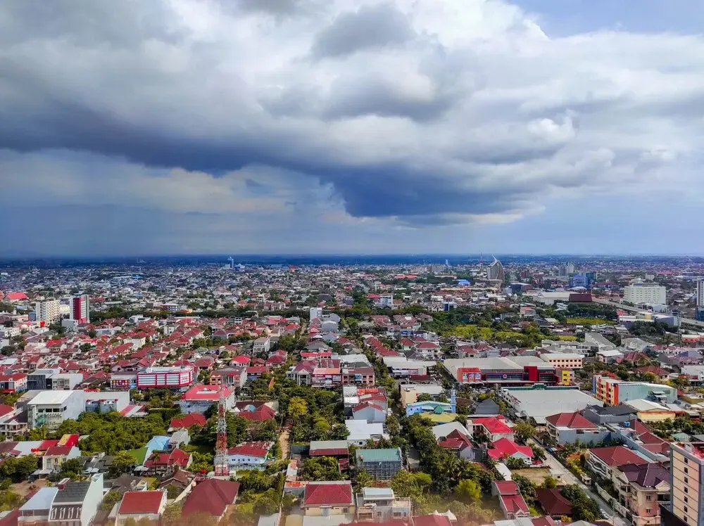 Макассар: Great Choice Studio Room at Vida View Makassar Apartment