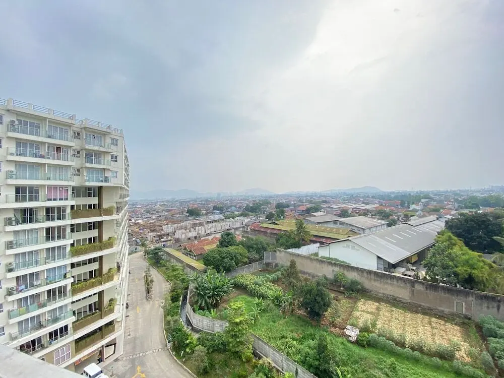 Бандунг: Modern & Cozy 2BR at Gateway Pasteur Apartment