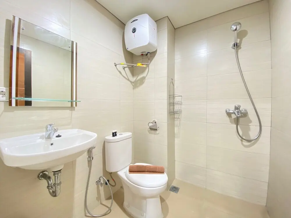 Бандунг: Modern & Cozy 2BR at Gateway Pasteur Apartment